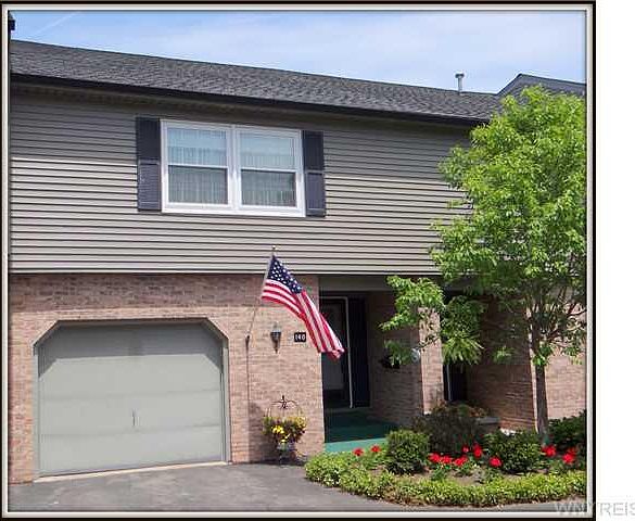 1st image of 140 Bridle Path #6