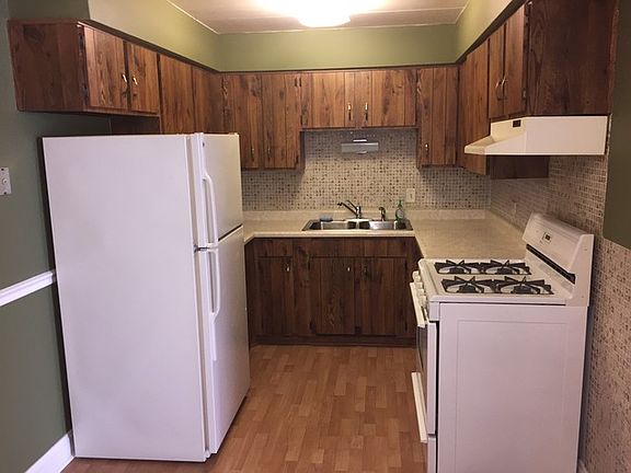 4th image of 10408 S Menard Ave #1E