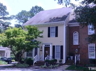 631 Crabberry Ln, Raleigh, NC 27609