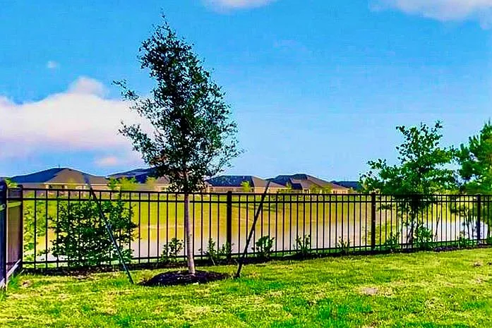 4 bed, 3.0 bath, 2201 sqft, $2,790 — Photo 2