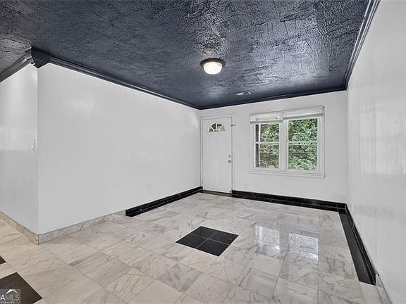 5th image of 852 Alfred Rd NW
