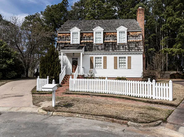 104 Province Cir, Rocky Mount, NC 27804