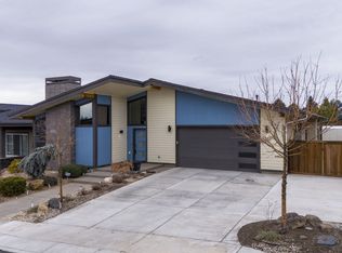 4661 SW Yew Leaf Ct, Redmond, OR 97756