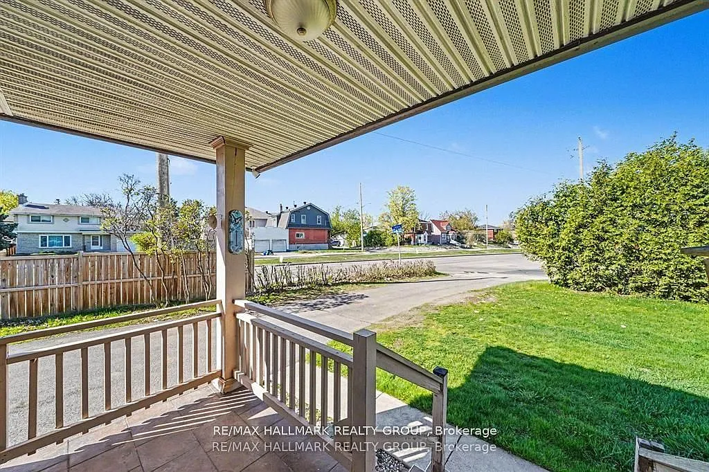 4 bed, $3,396 — Photo 3