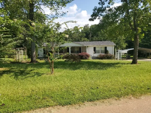 138 Midland Dr, Clarkesville, GA 30523
