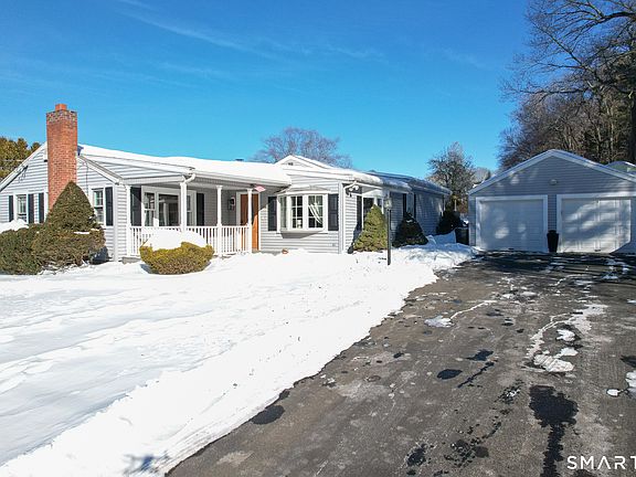 3rd image of 237 Warner Road