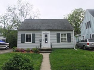 3733 Ross St, Madison, WI 53705