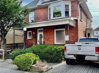 25 Norfolk St N, Norfolk County, ON N3Y 3N6