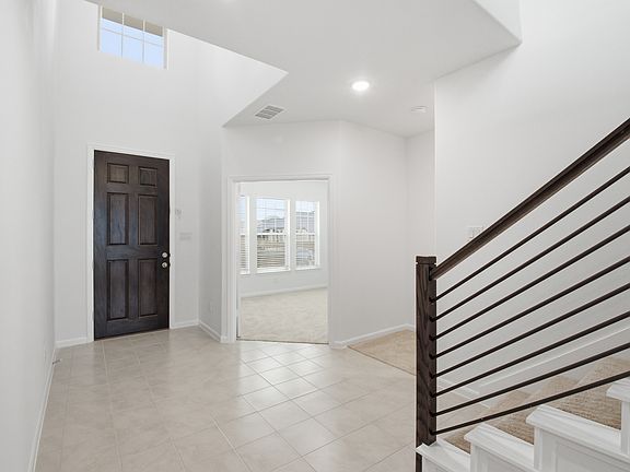 3rd image of 5108 Noland Dr