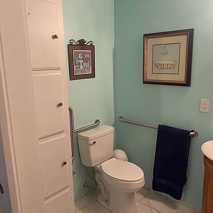 Master Bath - Lower Level