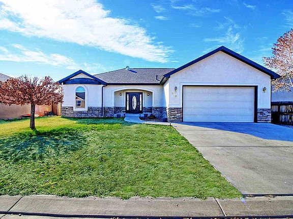 2nd image of 292 Westwater Cir