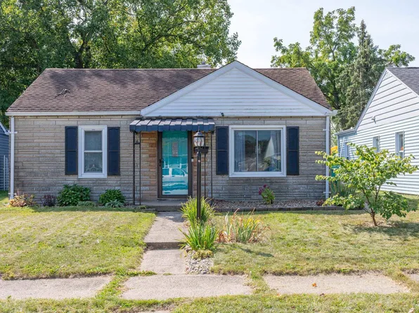 217 E Edgar Ave, Mishawaka, IN 46545