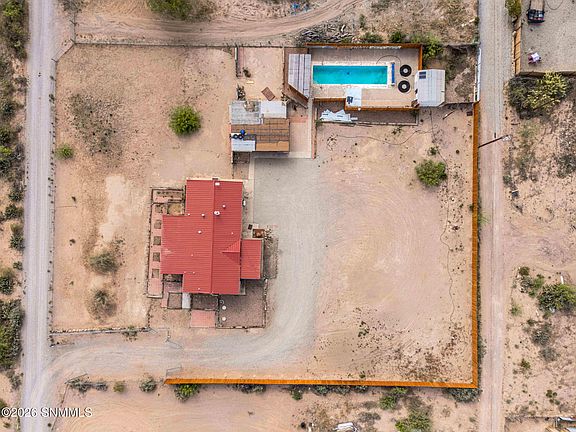 4th image of 12290 Carr Ln