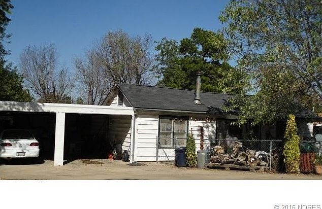 1st image of 321 E Tyler Ave