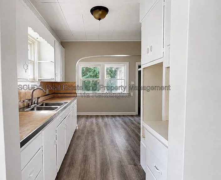 2723 Lathrop Ave — Photo 17