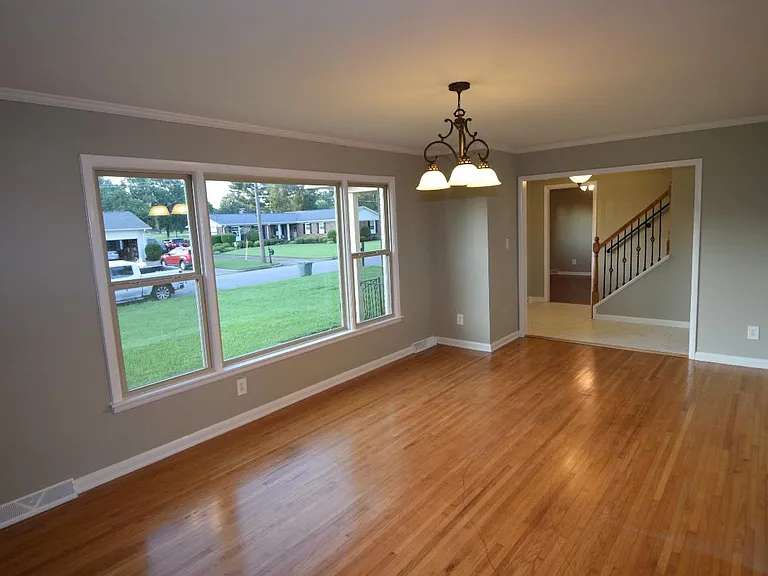 812 Farley Dr SE — Photo 11