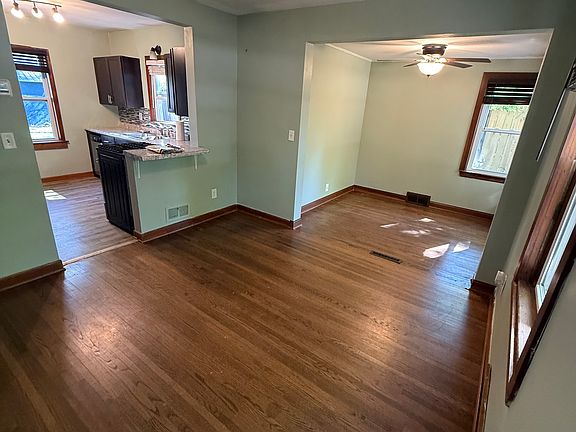 4th image of 1716 9th Ave S #2
