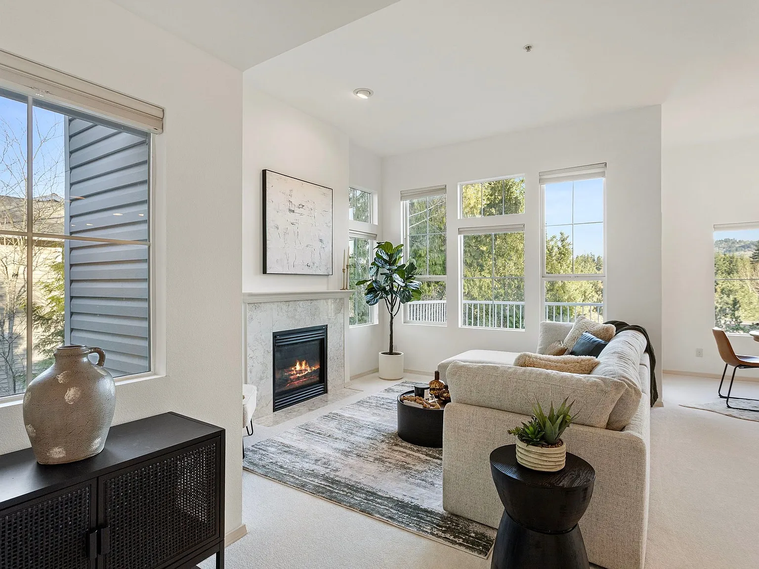 2 bed, 1154 sqft, $3,100 — Photo 3