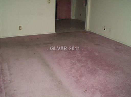 2nd image of 869 Parkhurst St