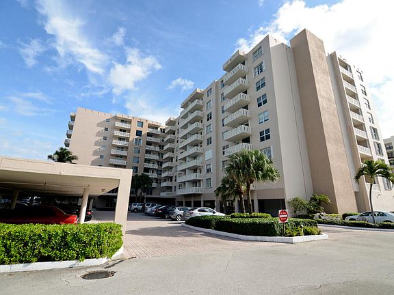 3rd image of 3450 S Ocean Blvd #8040