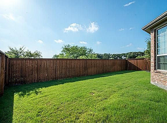 2nd image of 8608 Silver Leaf Cir