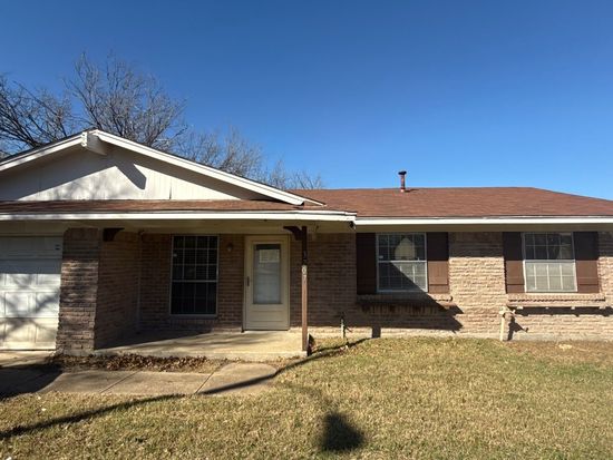 3707 Pacesetter Dr, Dallas, TX 75241
