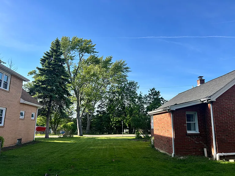 345 Vistula Ave — Photo 20