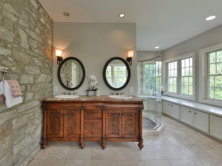 966 Paige Ct — Photo 22