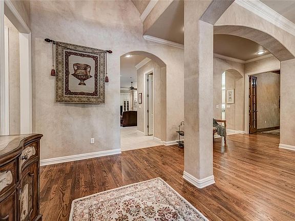 5th image of 7010 Primrose Ln