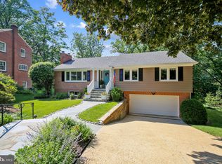 3738 N Woodrow St, Arlington, VA 22207