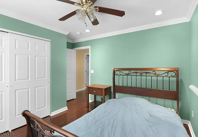 72 Albert Ct — Photo 15