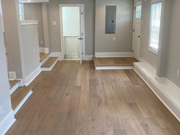 233 E Montgomery Ave — Photo 5