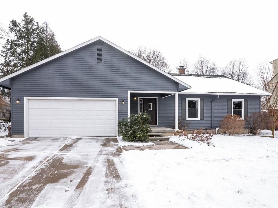 1st image of 2983 Hilltop Dr