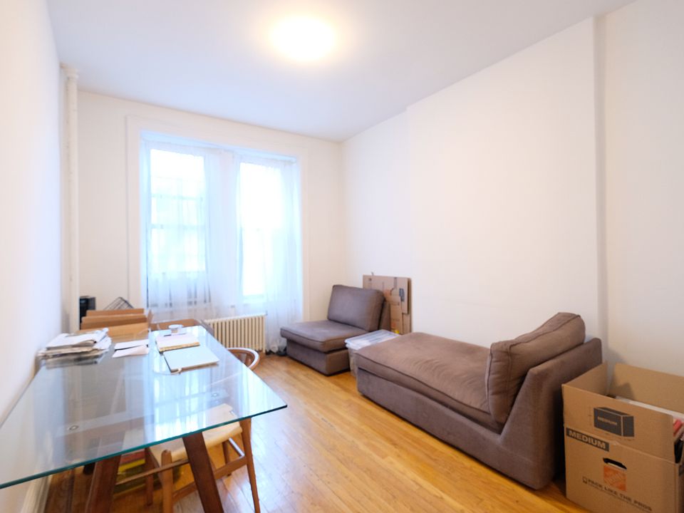 1st image of 237 W 20th St APT 4A