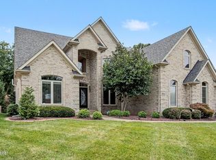 8803 Summit Ridge Dr, Louisville, KY 40241