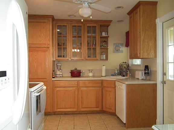 5th image of 338 Whitehall Dr