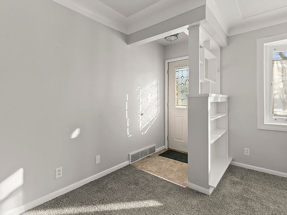 4th image of 6642 Westchester St