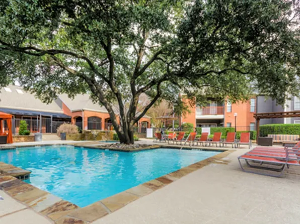 4804 Haverwood