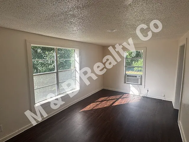1 bed, 700 sqft, $700 — Photo 2