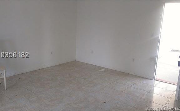 5th image of 2930 Point East Dr #203