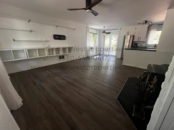 2906 Marilyn Dr — Photo 3