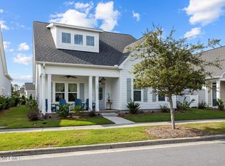 125 Shearwater Ln, Beaufort, NC 28516