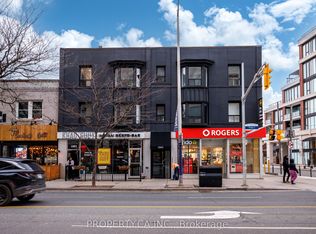 1989 Yonge St #PENTHOUSE 303, Toronto, ON M4S1Z8