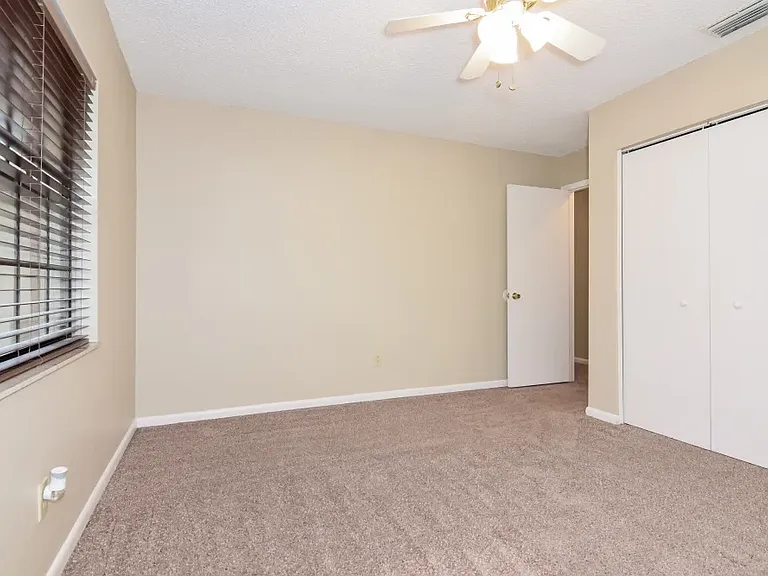 520 Wynnwood Dr — Photo 5