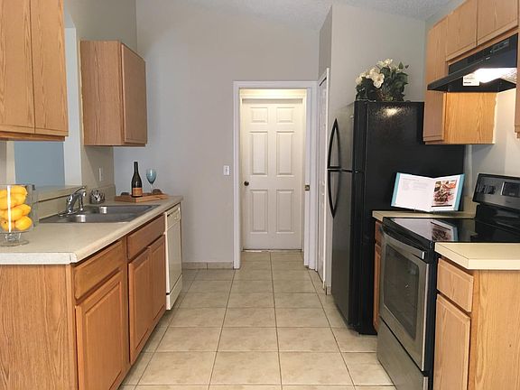 5th image of 214 Highland Dr