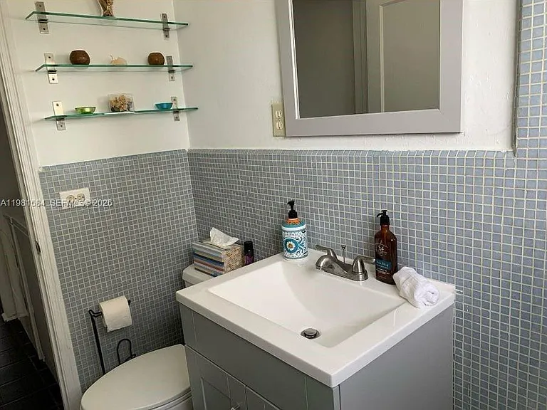 424 NE 82nd St #4C — Photo 9