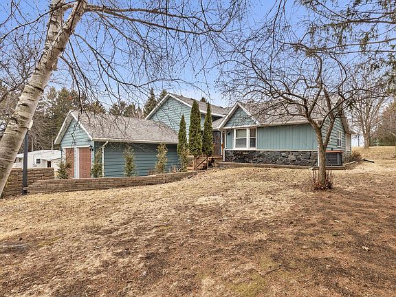 3rd image of 735 South Second STREET