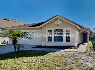 6713 Cambridge Park Dr, Apollo Beach, FL 33572