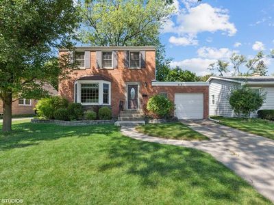 310 S Pine St, Mount Prospect, IL, 60056