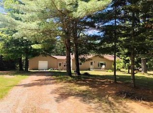 224 E Frosty Dr, West Branch, MI 48661